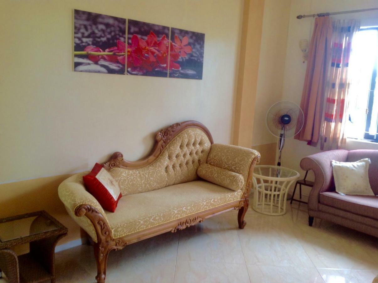 Cardamon Villa Is A 2 Bedroom With 1 Bathroom And Seperate Toilet Detached House With Ac And Swimming Pool , 5 Minutes Walk From Flic En Flac Public Beach المظهر الخارجي الصورة